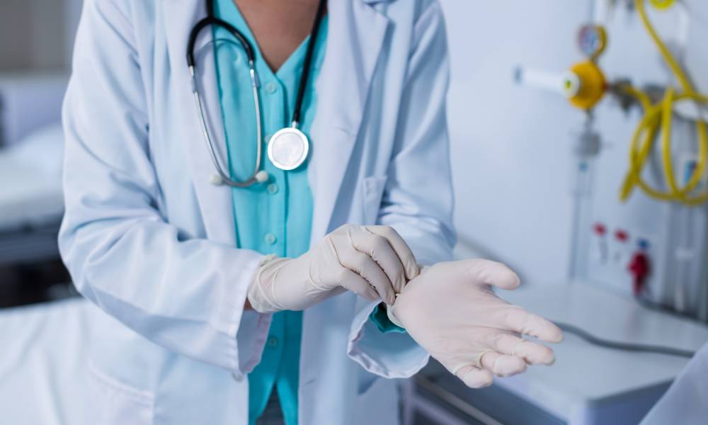 What kind of gloves do hospitals use?