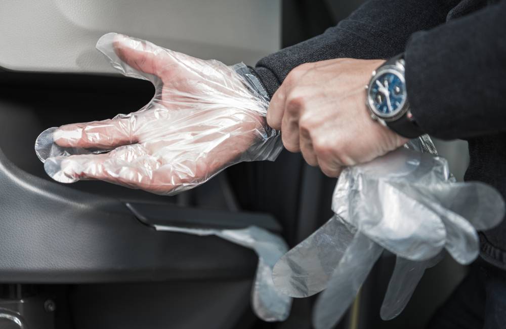 Where to Use Vinyl Gloves?